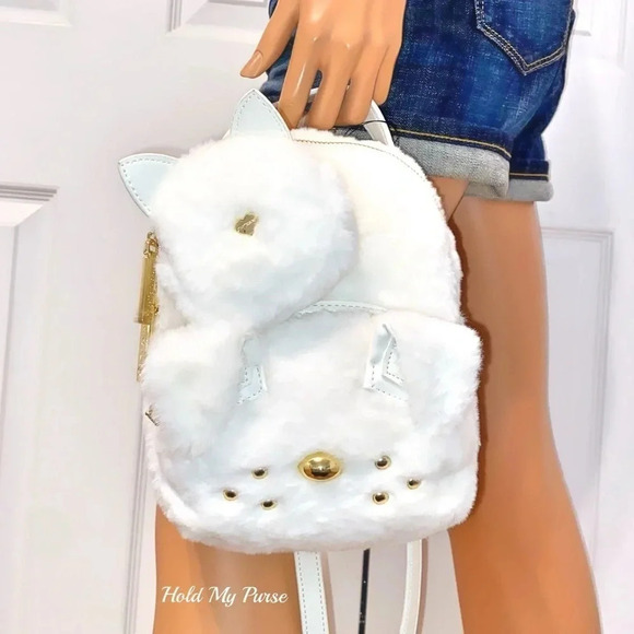 Betsey Johnson Faux-Fur Dog Backpack Crossbody Bag & Cat Keychain Coin Case - Picture 4 of 13